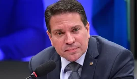 Moraes decreta prisão de Alexandre Ramagem