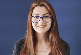 MP aciona deputada que criou canal para denunciar professores