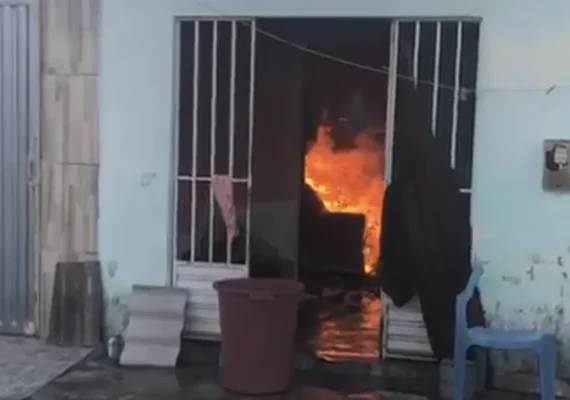 Homem ateia fogo na casa da mãe depois de ser contrariado