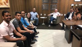 TCE/AL recebe alunos de Ciências Contábeis da UNEAL