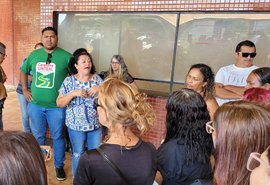 Sem acordo, professores contratados entrarão na Justiça para pagamento de salários