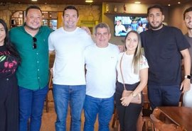 Lucas Barbosa percorre Sertão e Agreste em busca de demandas locais