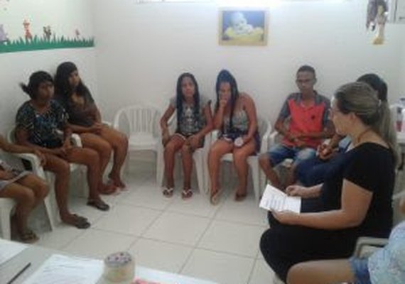 Vale Sonhar: Projeto leva palestras para as comunidades com maiores índices de gravidez na adolescência