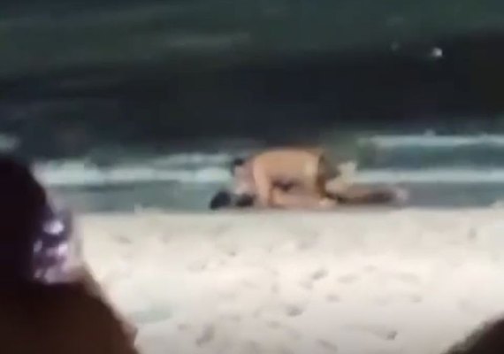 Casal é flagrado fazendo sexo na praia de Ponta Verde em Maceió