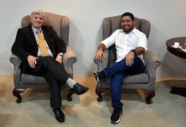 Prefeito de Viçosa visita governador de Alagoas e faz reivindicações para o município