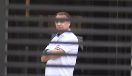 Bolsonaro passa mal na Papuda e segue sob monitoramento