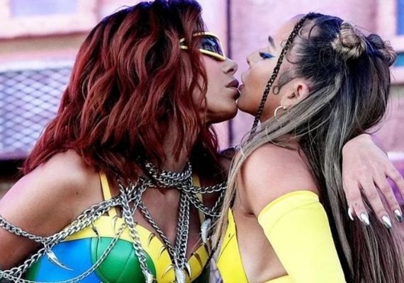Dançarina de Anitta revela que já participou de ‘surubão’ com a patroa