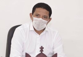 Prefeito de Palmeira dos Índios testa positivo para a Covid-19