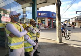 Mulher é agredida e ameaçada dentro de ônibus no Benedito Bentes