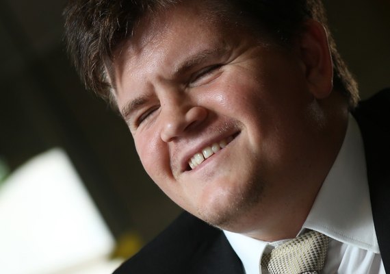 Congelar salário mínimo é inviável, diz relator da PEC sobre regra de ouro