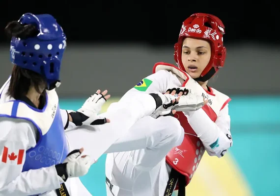 Maria Clara Pacheco conquista vaga olímpica para o Brasil no taekwondo