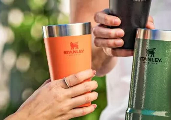 Após polêmica, Stanley confirma presença de chumbo em copos térmicos