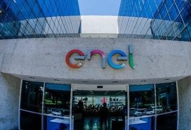 Procon multa Enel por problemas em contas de luz