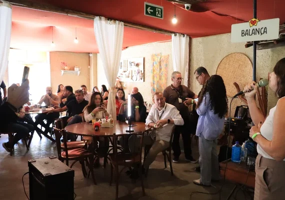 Jornalistas realizam ato em Maceió contra ações judiciais envolvendo imprensa
