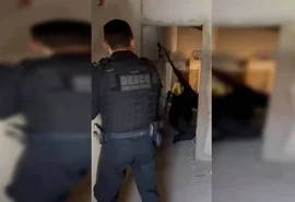 Delegado fica em fogo cruzado durante ação para capturar membro do PCC no Piauí