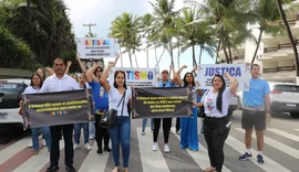 Famílias protestam contra imposição de tratamentos em seminário da Unimed