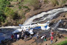 Marília Mendonça é resgatada após avião em que estava cair em Minas Gerais