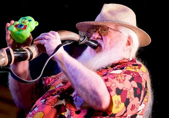 Alagoano Hermeto Pascoal recebe Grammy Latino em Las Vegas