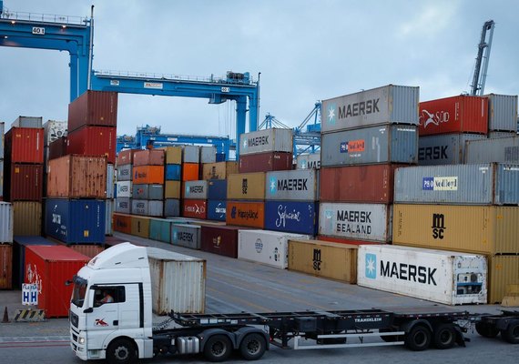 Balança comercial registra superávit de US$ 3,99 bi em setembro