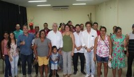Prefeitura entrega boletos quitados de dívidas de agricultores nesta segunda (18)