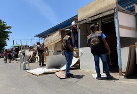 Convívio Social inicia retirada de barracos próximos ao Mercado da Produção