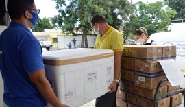 Sesau distribuiu CoronaVac e AstraZeneca para segunda dose