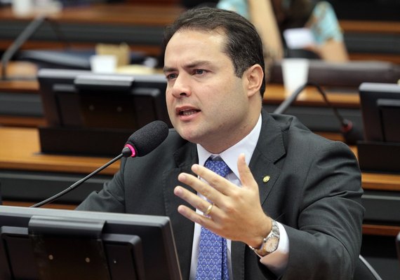PEC garante maior independência de deputados em AL