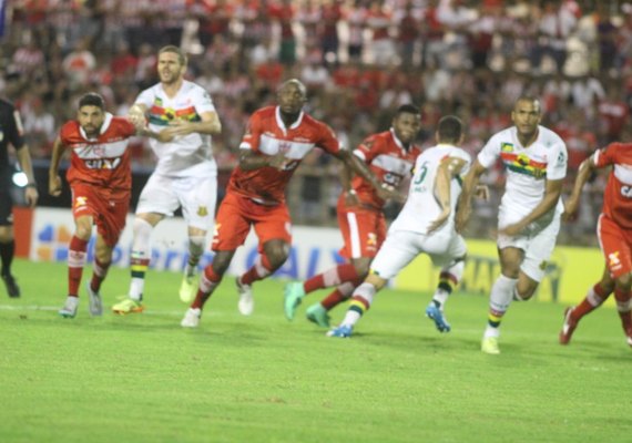 CRB recebe o Sampaio Corrêa no Rei Pelé