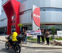 Mães de crianças autistas alagoanas protestam contra o plano Smile Saúde, em Maceió