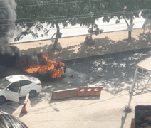 Homem-bomba mata 12 pessoas perto de tribunal na capital do Paquistão