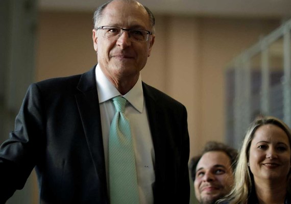 Alckmin é oficializado candidato à Presidência pelo PSDB