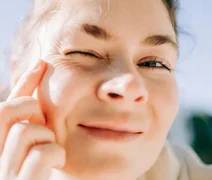 Tomar colágeno melhora pele, mas não evita rugas, diz estudo