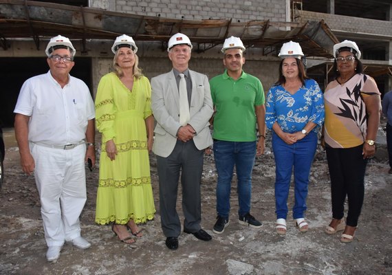 Governador Klever Loureiro visita Pilar e vistoria obras do Hospital do Futuro