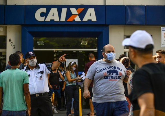 Correções no e-mail para o auxílio só podem ser realizadas nas agências