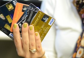 CNC: endividamento das famílias alcança 66,5% em maio