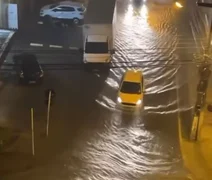 Vídeo: Ruas de Maceió ficam alagadas após chuvas fortes