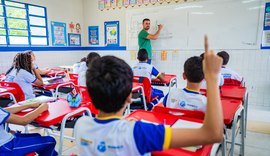 Prefeitura de Arapiraca lança edital de concurso para a Educação com 392 vagas