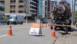 Infraestrutura realiza limpeza e desobstrução de galeria pluvial na Pajuçara