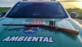 PM-AL apreende espingarda, aves e redes ilegais em operações ambientais