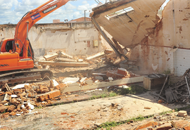 MP pode solicitar demolição de prédios abandonados em AL