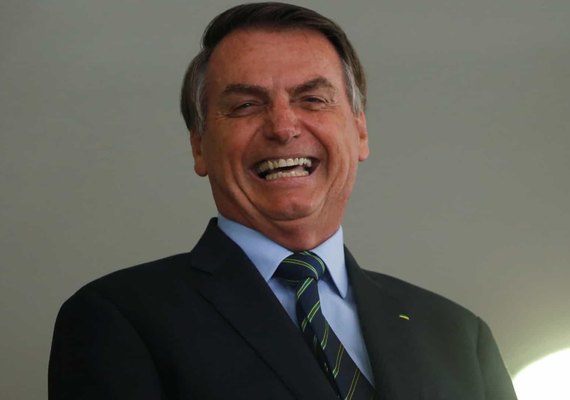 Perguntado sobre troca da PF, Bolsonaro manda jornalistas calarem a boca