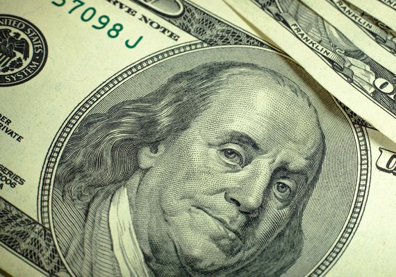 Dólar fecha em queda de 0,64%, a R$ 5,292, após recorde da semana passada