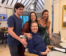 Faustão recebe alta após internação para retirada de sonda gástrica