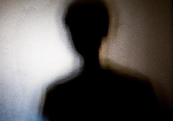 Vendedora é demitida ao denunciar chefe por assédio em 'sala da sarrada'