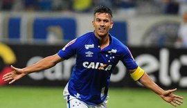 Jogador do Cruzeiro passa bem após acidente de carro