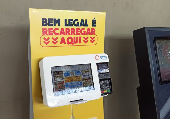 Terminal Rodoviário de Maceió recebe totem de recarga do Cartão Bem Legal