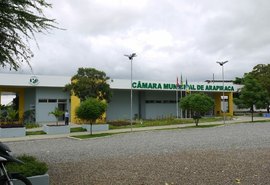 Vereadores de Arapiraca excluem colegas de eleição para a Mesa Diretora e podem perder seus mandatos