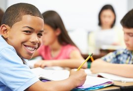 Beneficiários do Bolsa Família devem informar mudança de escola dos filhos