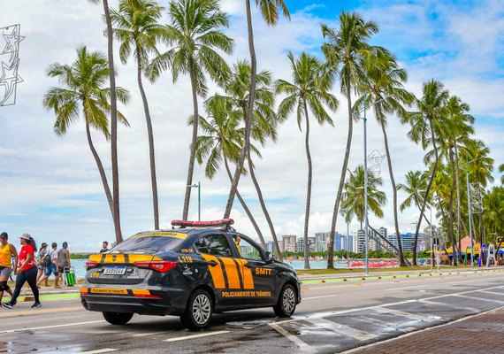 Trânsito na Ponta Verde é modificado para abertura do Natal de Maceió