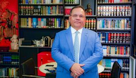 Professor e advogado Fernando Maciel lançará livro na Bienal de Alagoas